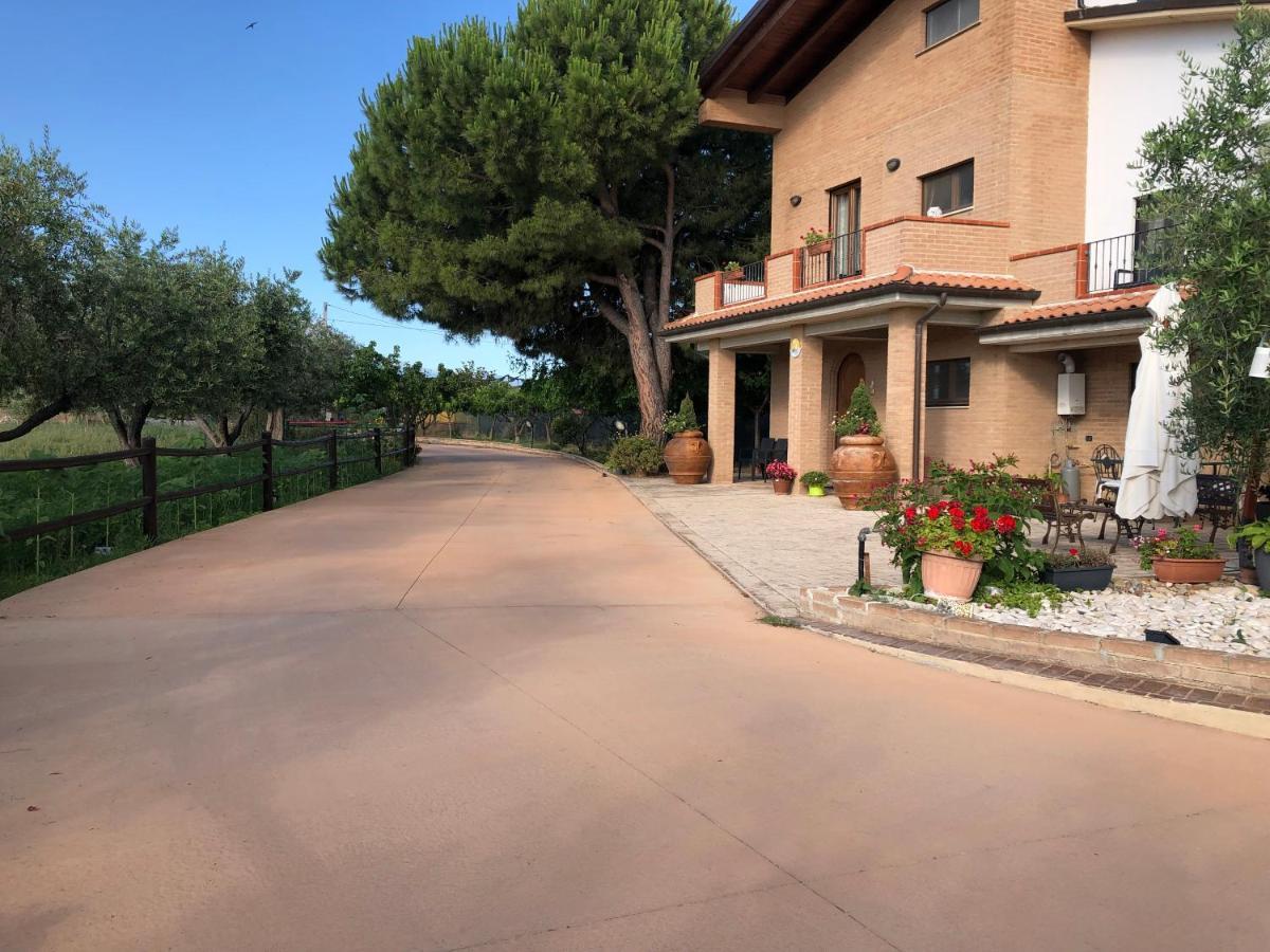 B&B Villa Eden Ортона Екстер'єр фото